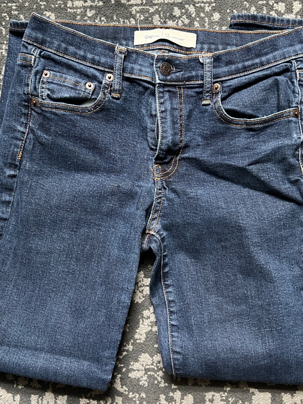 Gap Real Straight Jeans size 27 short